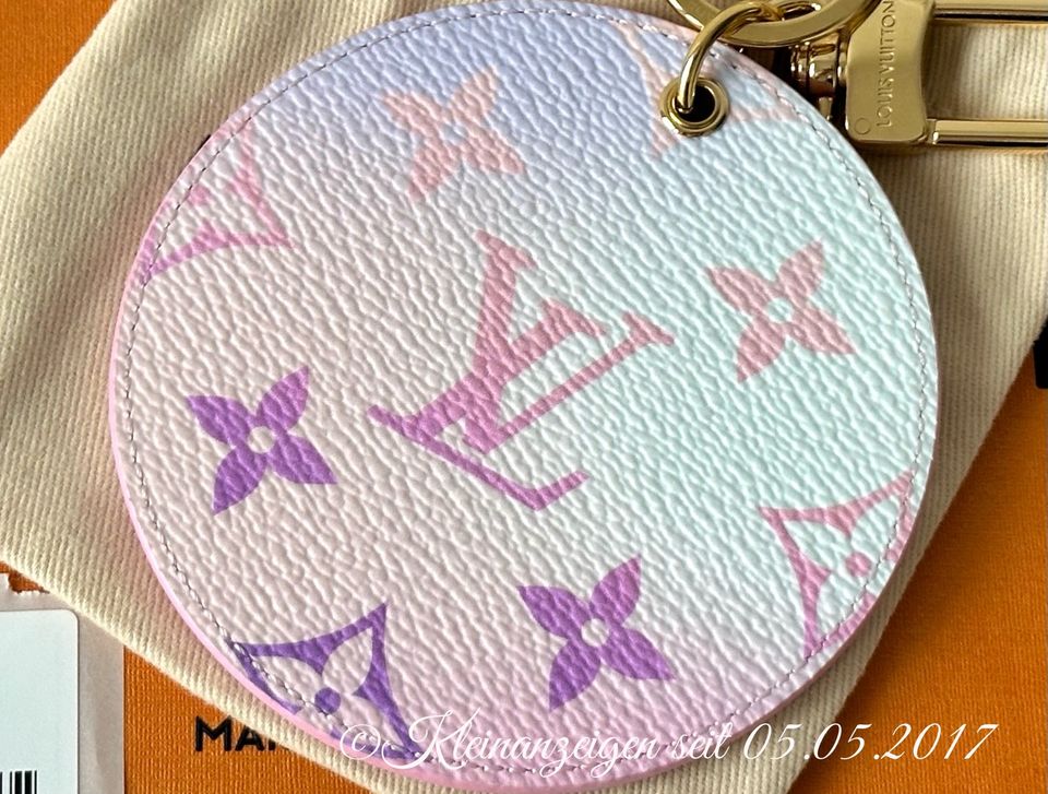 Louis Vuitton Taschenschmuck Tasche Anhänger Sunrise Pastell in Hilden