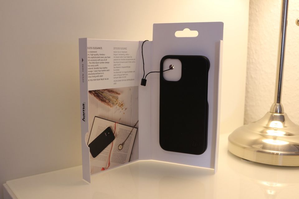 Hama Cover „MagCase Finest Sense“ iPhone 12 mini, NEU in Freiburg im Breisgau