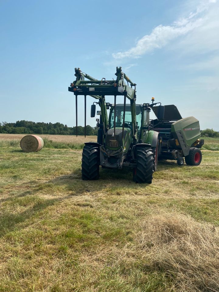 Dienstleistungen Lohnarbeiten Landwirtschaft Mähen Pressen in Torgelow