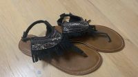 Carmela Zehentrenner Sandalen Gr. 38/39 Leder schwarz mit Perlen Baden-Württemberg - Kirchheim unter Teck Vorschau