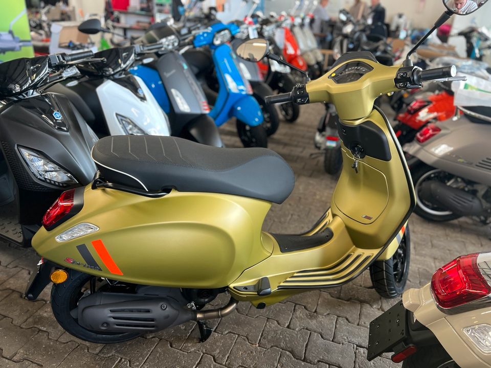 Vespa Sprint 50 Sport Verde mod 2024 NEU in Leverkusen