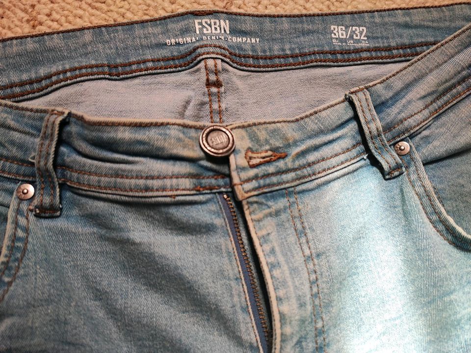 Herren Jeans 36/32 Slimfit in Bückeburg