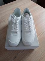 NEUE Damen Sneaker in der Größe 39 Niedersachsen - Lähden Vorschau