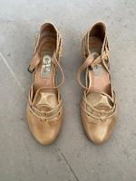 Damen Sommerpumps Giorgio Venuti 38 Leder Hessen - Kassel Vorschau