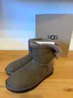 UGG warme Stiefel Mini Bailey Bow II hickory braun Gr 39 US 8 Hessen - Langen (Hessen) Vorschau