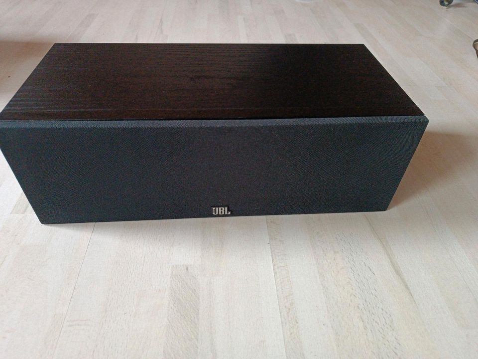 Lautsprecher Centerspeaker JBL Loft 20 in Hermsdorf