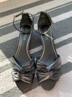 Ralph Lauren Sandalen, Pumps, schwarzes Leder, Größe 39,5 Hamburg - Bergedorf Vorschau