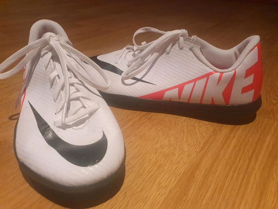 Fussballschuhe von Nike für Kinder in Kleinmachnow