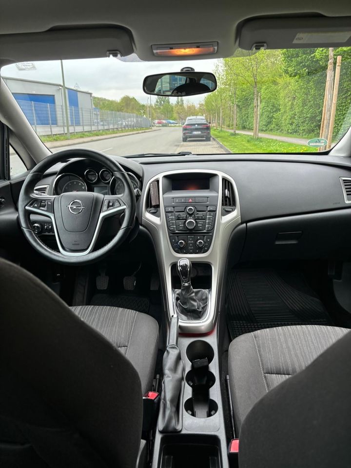 Opel Astra J in Bottrop