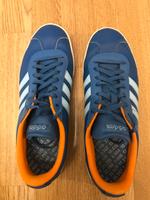 Schuhe / sportlich / Adidas / blau / Größe US 10 1/2 Hessen - Bensheim Vorschau
