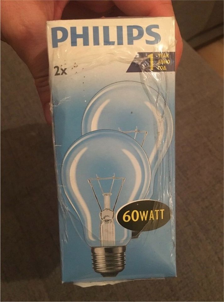 Glühbirne Philips - 60 Watt - 710 Lumen NEU & OVP in Baden-Württemberg -  Fluorn-Winzeln | Lampen gebraucht kaufen | eBay Kleinanzeigen ist jetzt  Kleinanzeigen