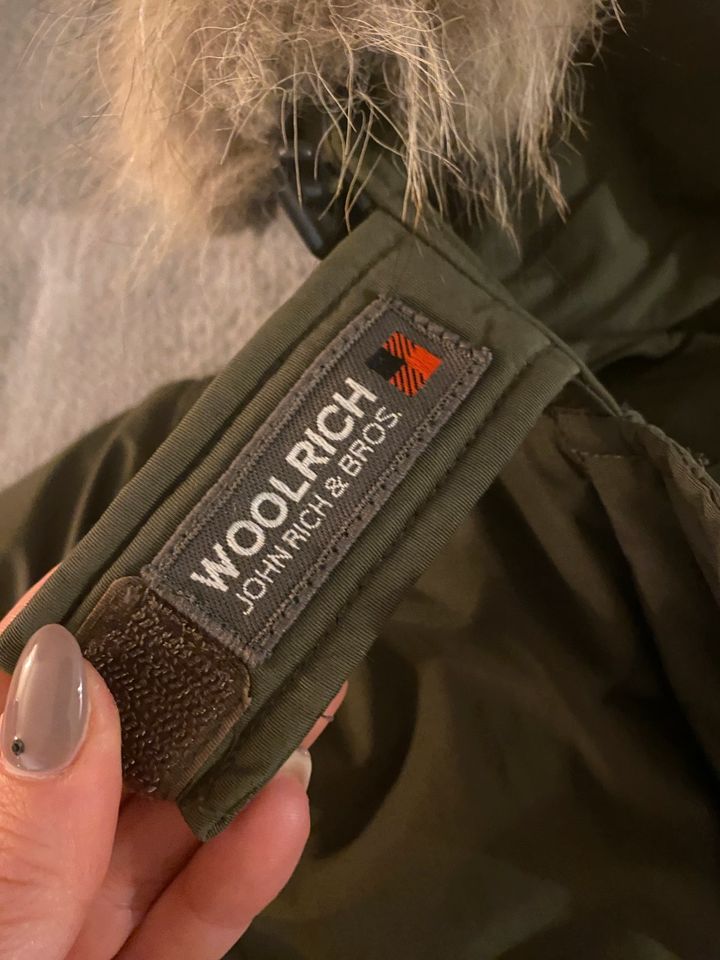 Woolrich Arctic Parka Damen Jacke Daune Mantel oliv S 36 in Augsburg