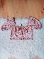 Bluse Top bauchfrei Puffärmel Blumen zum binden Schleife Hessen - Darmstadt Vorschau