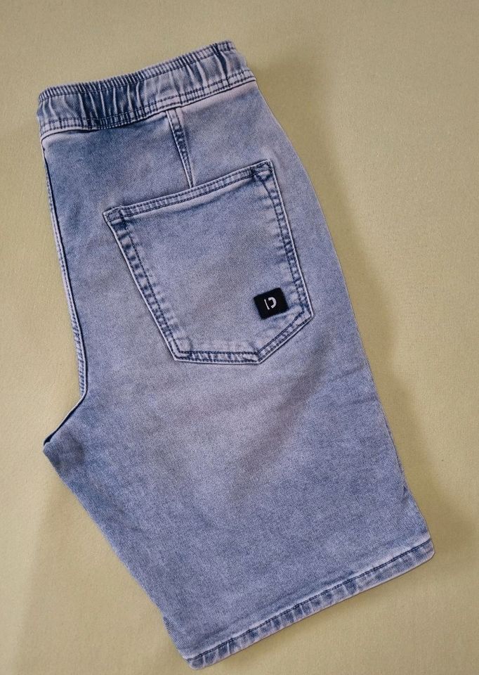 Neu kurze Hose Jeans Short Bermuda von Tom Tailor Gr. S, Gr. 170 in Berglern
