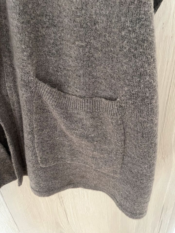 Ulla Popken Strickjacke, Größe 54/56, grau, Overzize in Essen