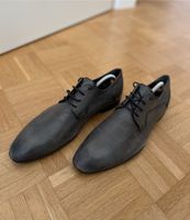 Sisley Lederschuhe grau dg 42 / 8 Santoni, Tods, Boss Stuttgart - Stuttgart-Mitte Vorschau