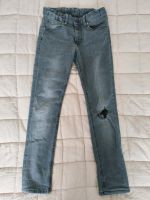 H&m skinny fit 140 Jeans Destroyed Jeanshose grau Nordrhein-Westfalen - Königswinter Vorschau