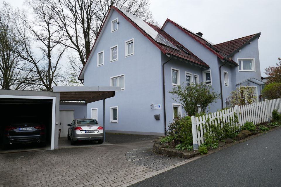 freistehendes Zweifamilienhaus (173m² +142 m²) in Emskirchen  -  von privat in Emskirchen