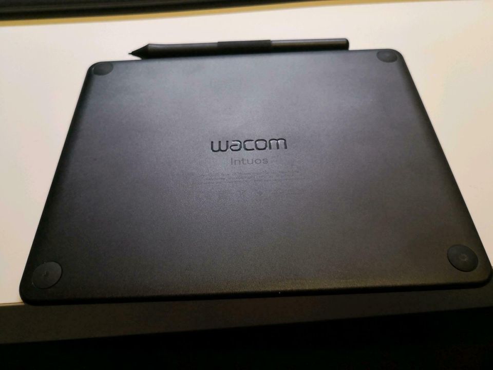 Wacom Intuos Small Tablet  Zeichentablett in Jork