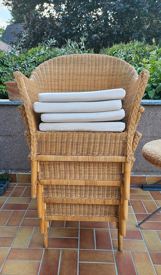 Rattan Garten Set 9 teilig - Tisch klappbar in Berlin