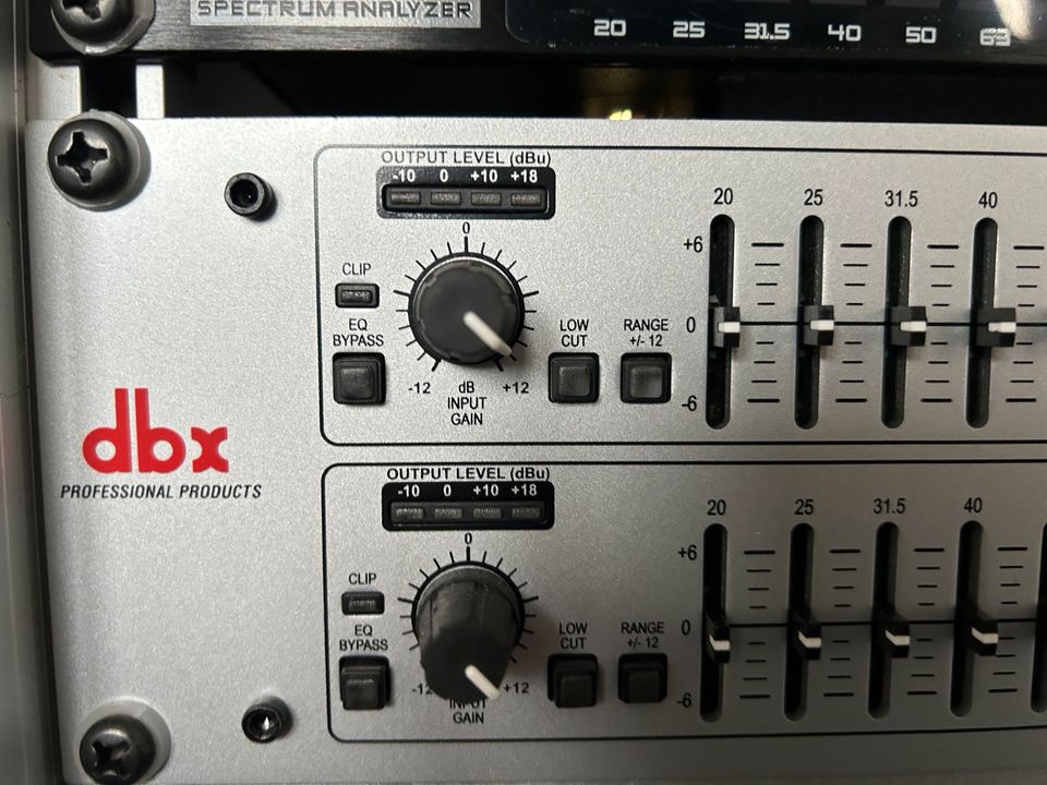 DBX 231S 2x31 Band Stereo Grafik Equalizer in Cottbus