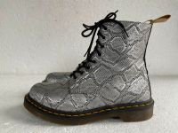 Dr. Martens Schnür Stiefeletten silber - schwarz Größe 38 Nürnberg (Mittelfr) - Oststadt Vorschau