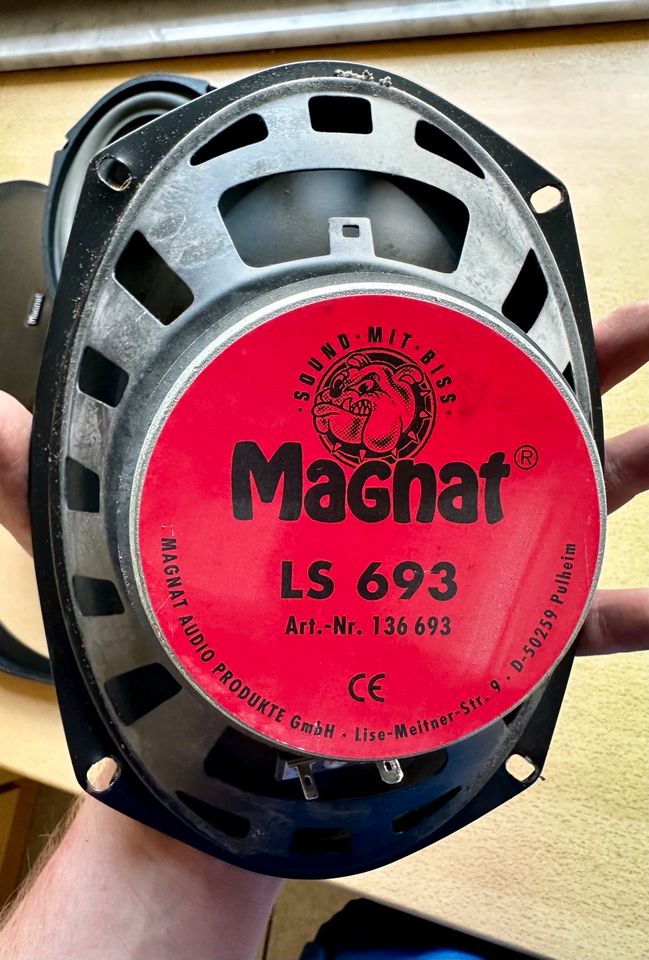 2x Magnat LS 693 in Vellmar