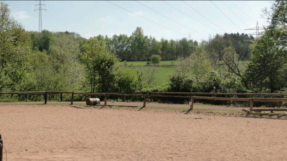 Einstellplätze zu vergeben in Püttlingen