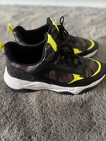 Guess Sneaker, Gr. 39, wie Neu Niedersachsen - Harsefeld Vorschau