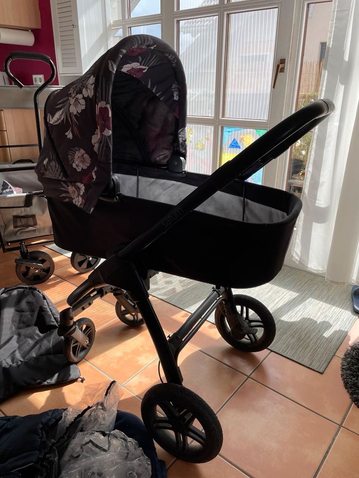 Richtig toller Sport Kinderwagen mit Babywanne von Hauck Saturn in Niedernberg