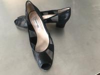 Damenschuh von Donna Laura Venezia Perptoes Baden-Württemberg - Lörrach Vorschau