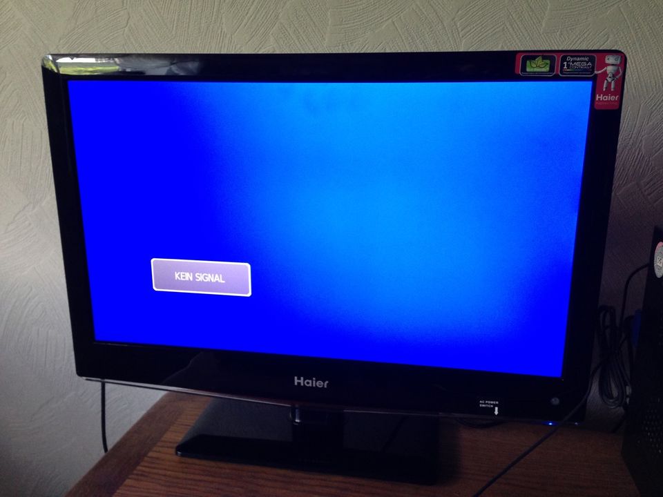 Haier 22“ LED TV / Monitor in Herscheid