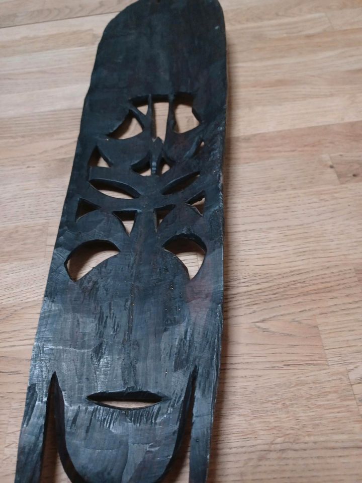 afrikanische Maske Holz geschnitzt Afrika - ca. 44 cm x 13 cm in Backnang