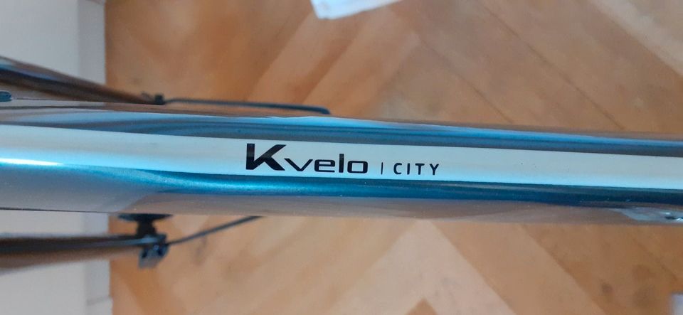 RARITÄT: KIA Designer-Fahrrad KIA Kvelo City in Frankfurt am Main