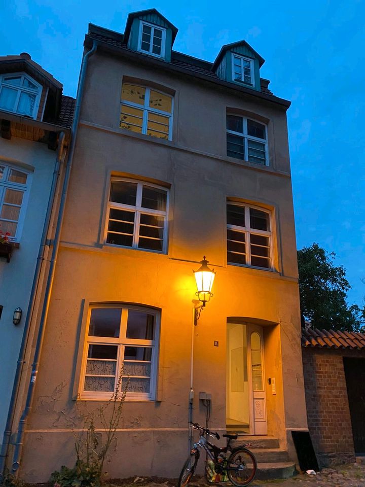 Nachmieter gesucht 1 Zi. Wohnung in Wismars Altstadt. in Wismar