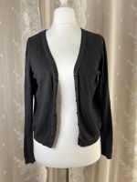 S.Oliver dunkelgraue Strickjacke Gr. S / 36 Sachsen-Anhalt - Bernburg (Saale) Vorschau