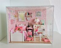 DIY Dollhouse Miniatur Girls Room mit Licht fertig gestaltet Rheinland-Pfalz - Kaiserslautern Vorschau