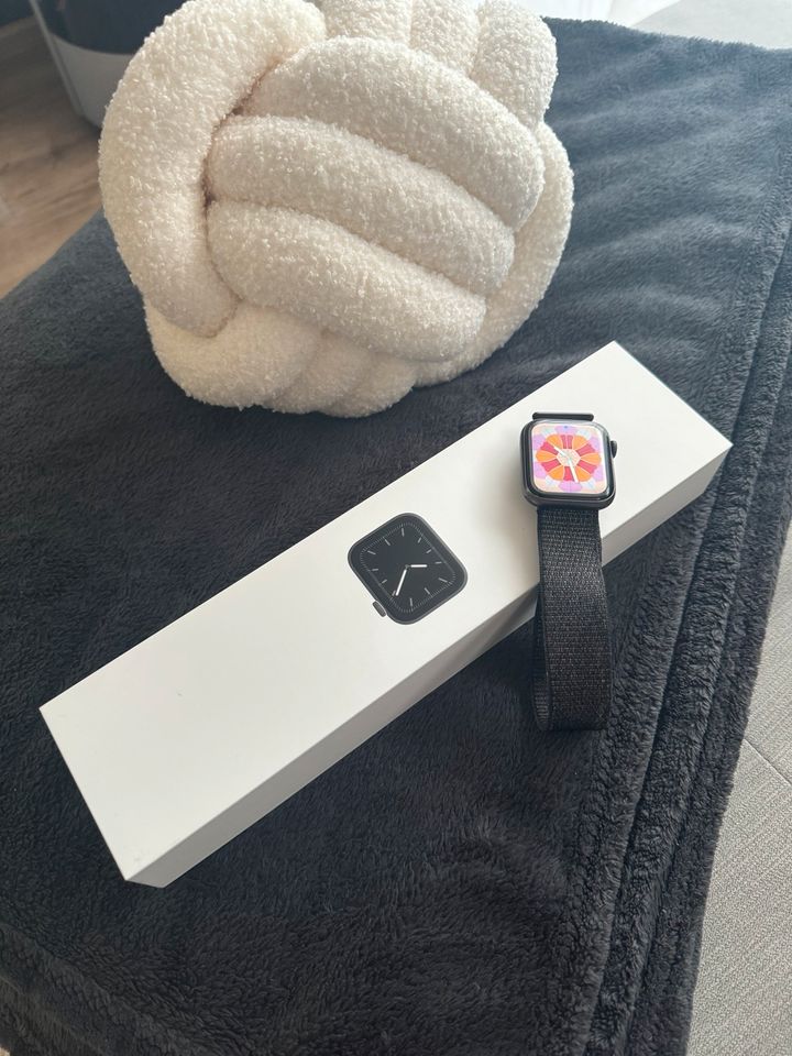 Apple Watch 5 in Hamm