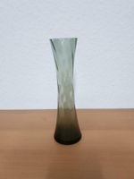 Glasvase, Vase aus den 60er Jahren, gedrehtes Design Nordrhein-Westfalen - Möhnesee Vorschau