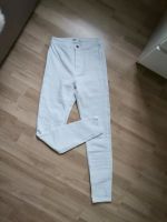 Bershka Denim Jeans Hose Stretch Highwaist weiß Damen XS Hessen - Ebsdorfergrund Vorschau