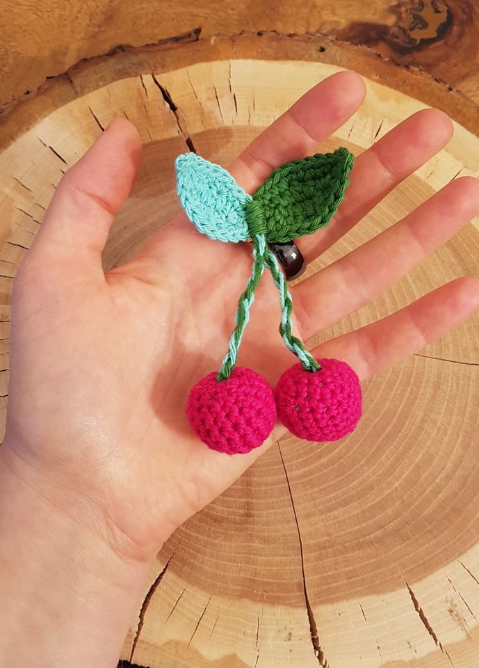 NEU gehäkelt Obst Kirsche Cherry Kaufladen Waldorf Art Montessori in Herne