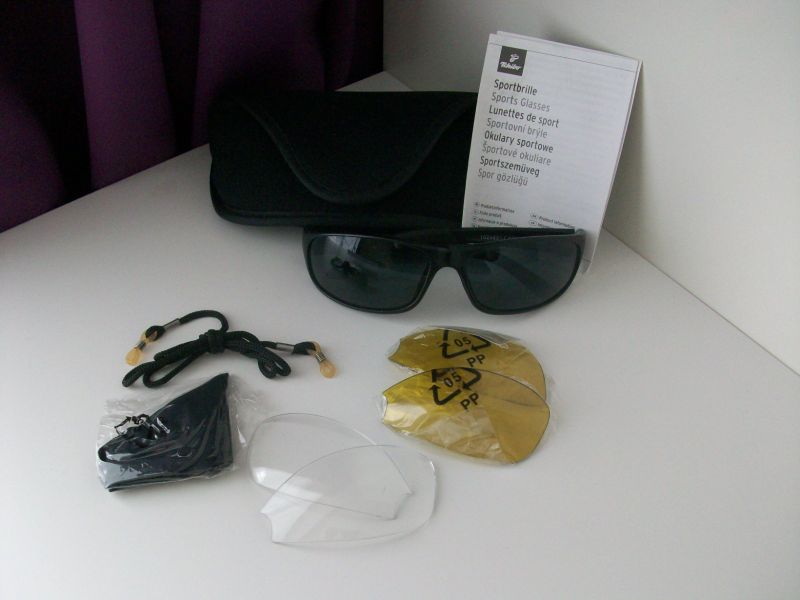 TCM Tchibo Sonnenbrille Sportbrille + Zubehör in München - Trudering-Riem |  eBay Kleinanzeigen ist jetzt Kleinanzeigen