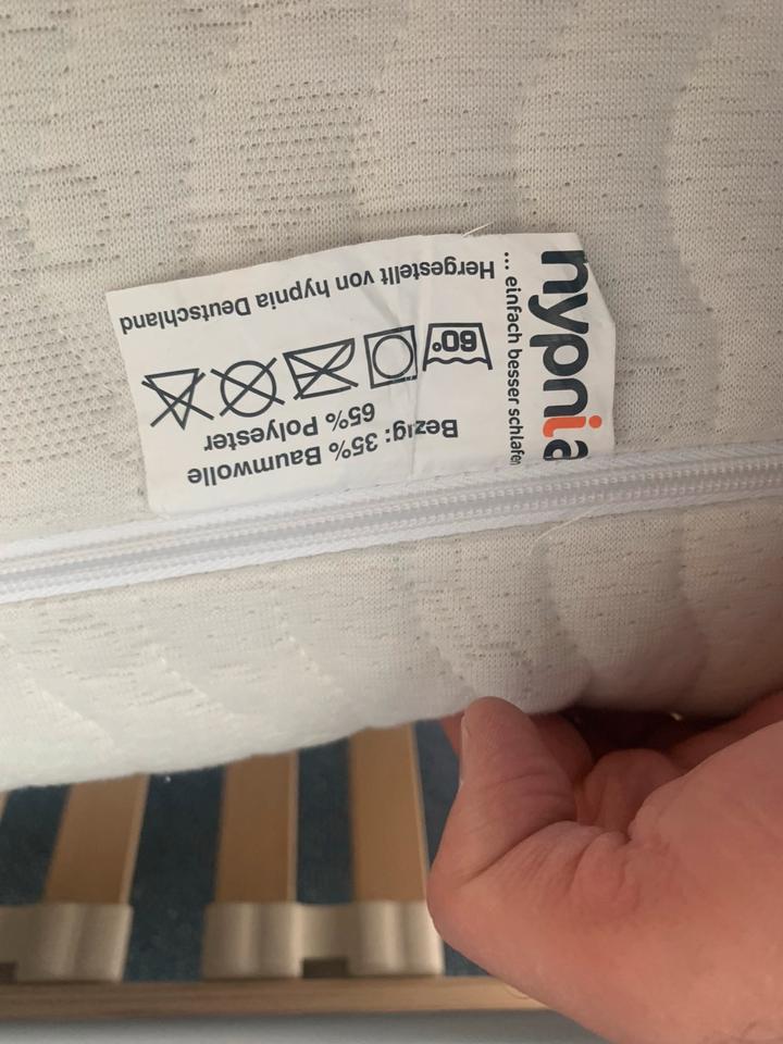 Eltern Bett 180 x 200 mit Ergonomischer SmartCel Matratze in Berlin