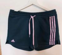 ☆Adidas☆Tranigs Shorts ☆ 40/42 Rheinland-Pfalz - Scheibenhardt Vorschau