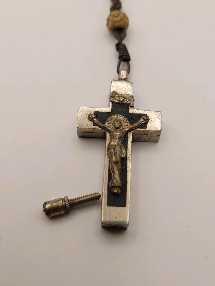 Reliquienkreuz (AGNUS DEI-GUIDO-VITO-PERFEKTA)mit Rosenkranz in Ingolstadt