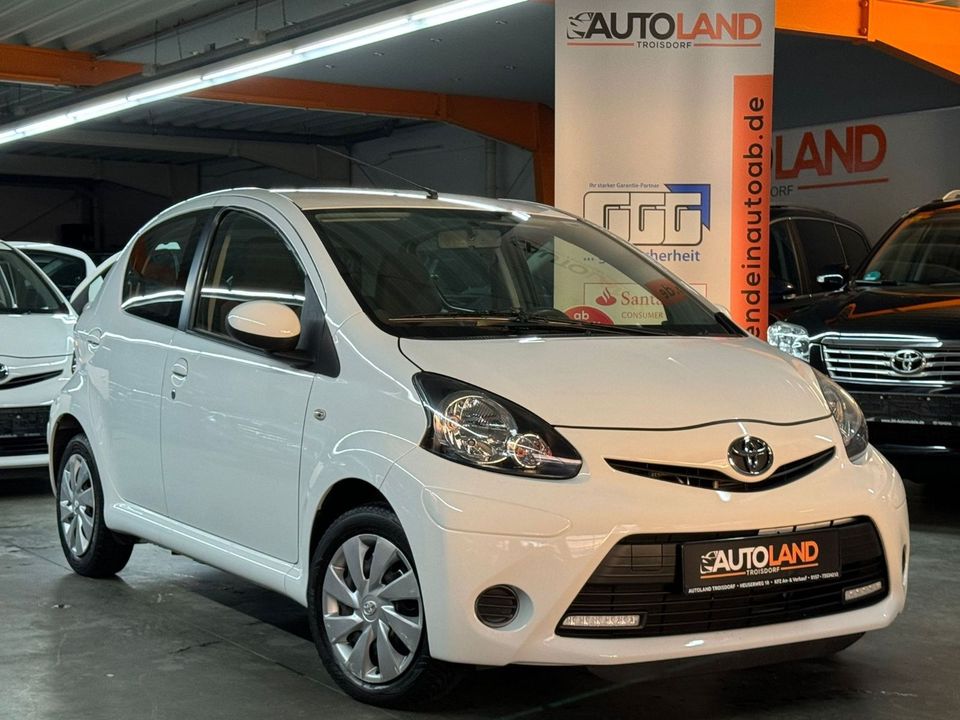 Toyota Aygo Cool Go*NUR 44 TKM*NAVI*KLIMA*4/5TÜRER*MWST in Troisdorf