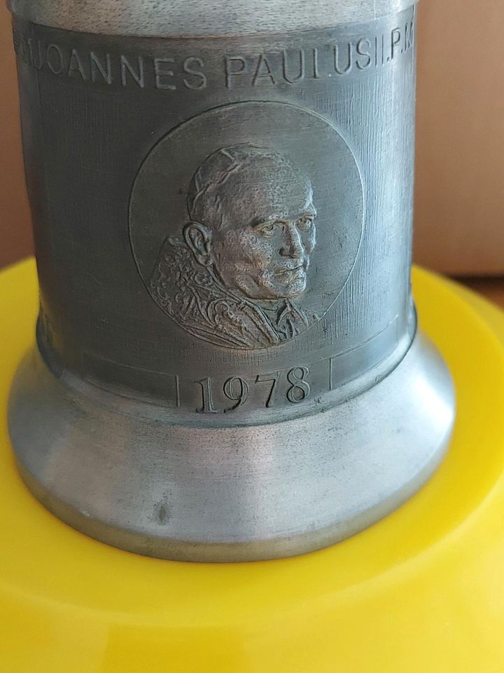 Glocke Zinn Vogel 1978 Jahr der drei Päbste Johannes Pabst in Weilrod 