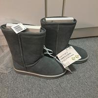 Lammfellstiefel  Echtleder 38 grau NEU Bayern - Regensburg Vorschau