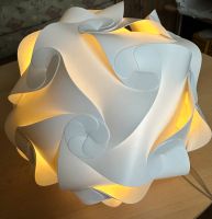 schöne Leuchte aus weißen Kunststoff Nordrhein-Westfalen - Remscheid Vorschau