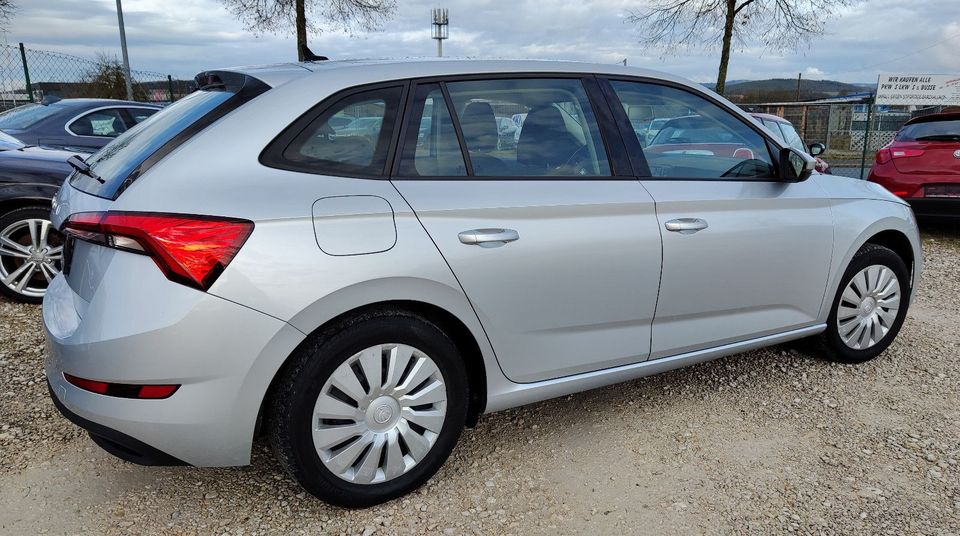 Skoda Scala Active 1.6 TDI - LED* DAB+* Service NEU* in Amberg